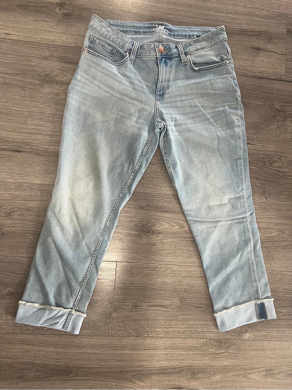 Light Wash Jeans with Cuffed Hem